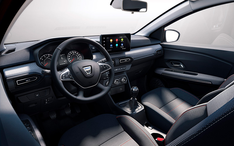 Dacia, yeni 7 kişilik modelini sahneye çıkardı