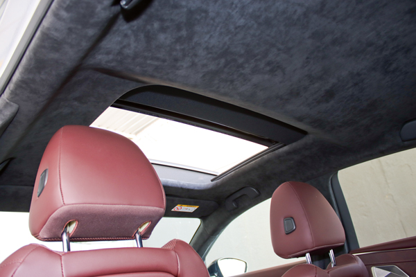 DS 9 cam tavan ferahlık katıyor