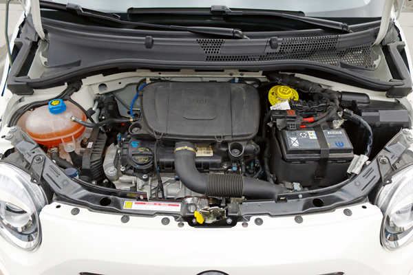 Fiat 500C hafif hibrit motor