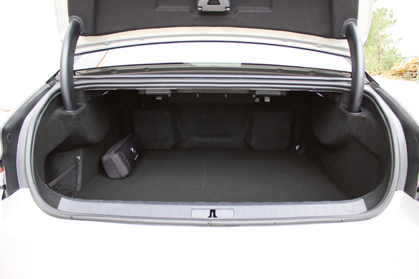 DS 9 bagaj hacmi sınıfının üstünde