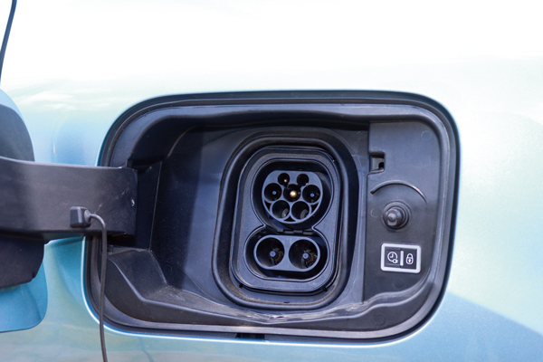 Citroen e-C4 Shine Bold