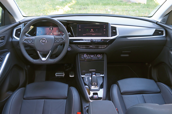Opel Grandland modern konsol