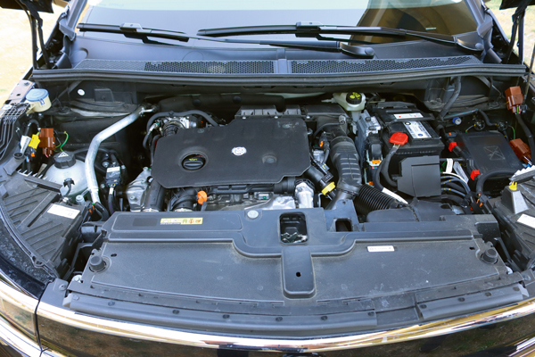 Opel Grandland turbo dizel motor