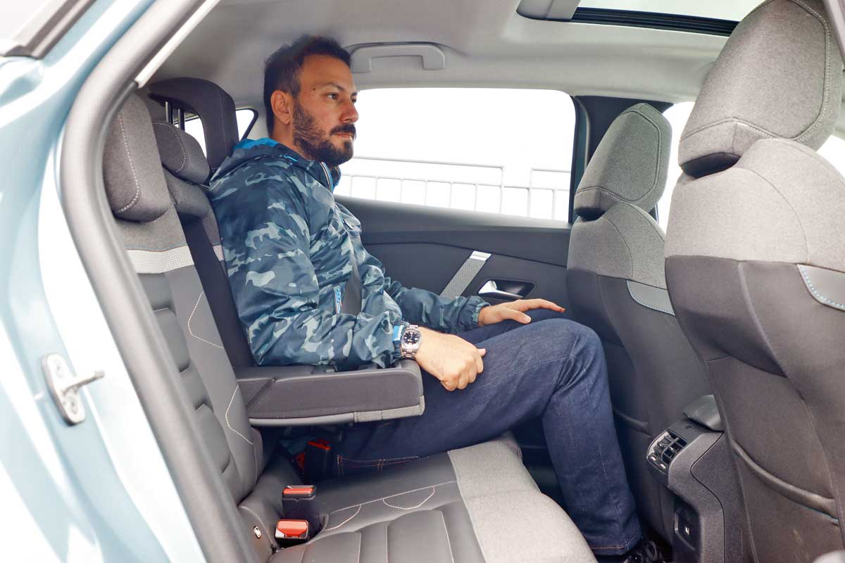 Citroen C4 rahat arka koltuklar