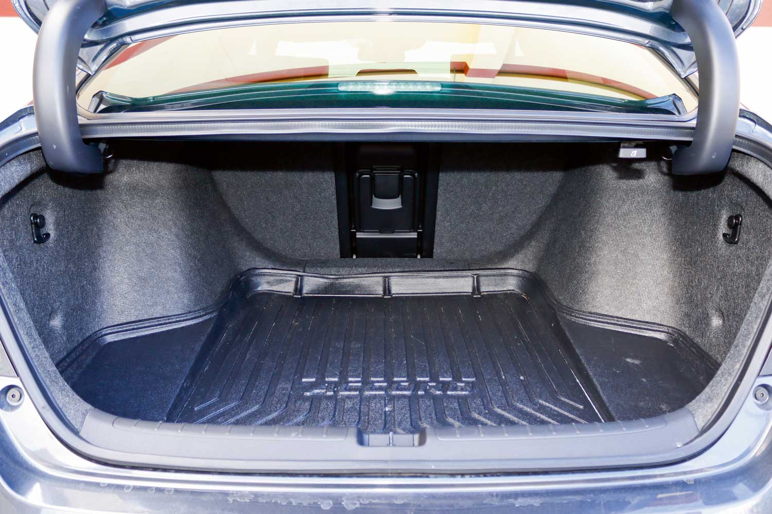 Honda Accord bagaj hacmi