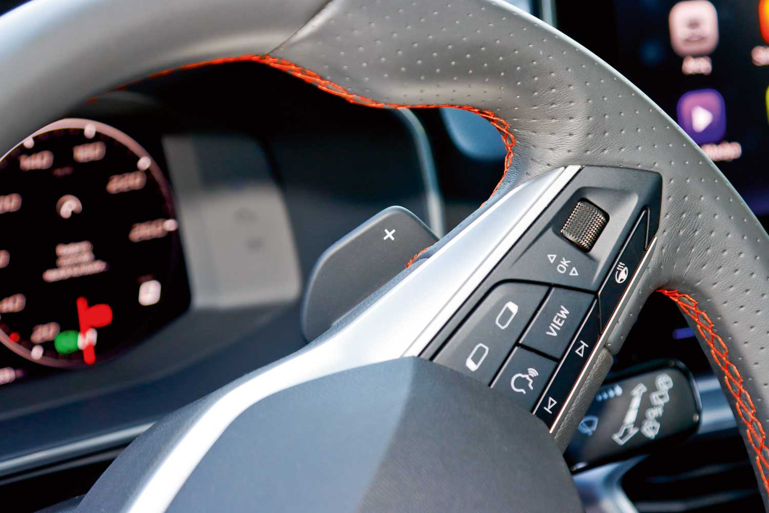 Seat Leon egzoz çıkışı