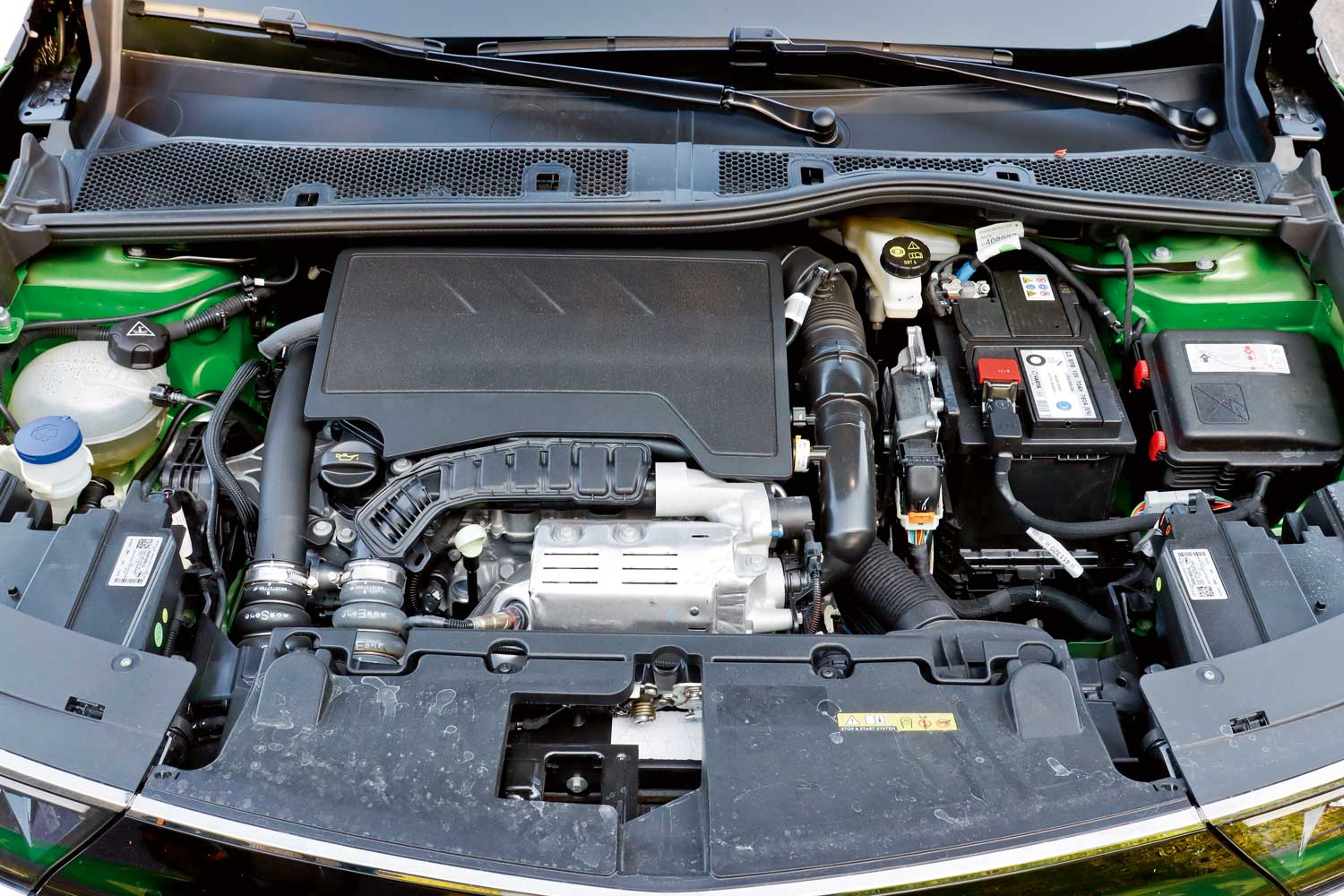 Opel Mokka benzinli motor