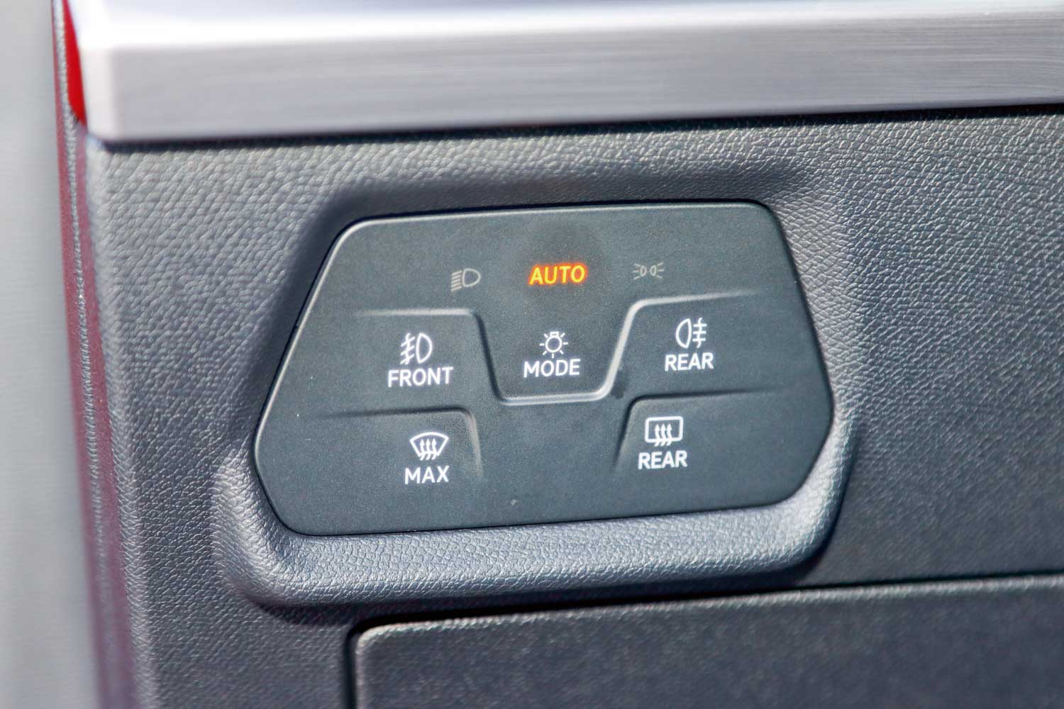 Seat Leon vites değiştirme kulakçıkları