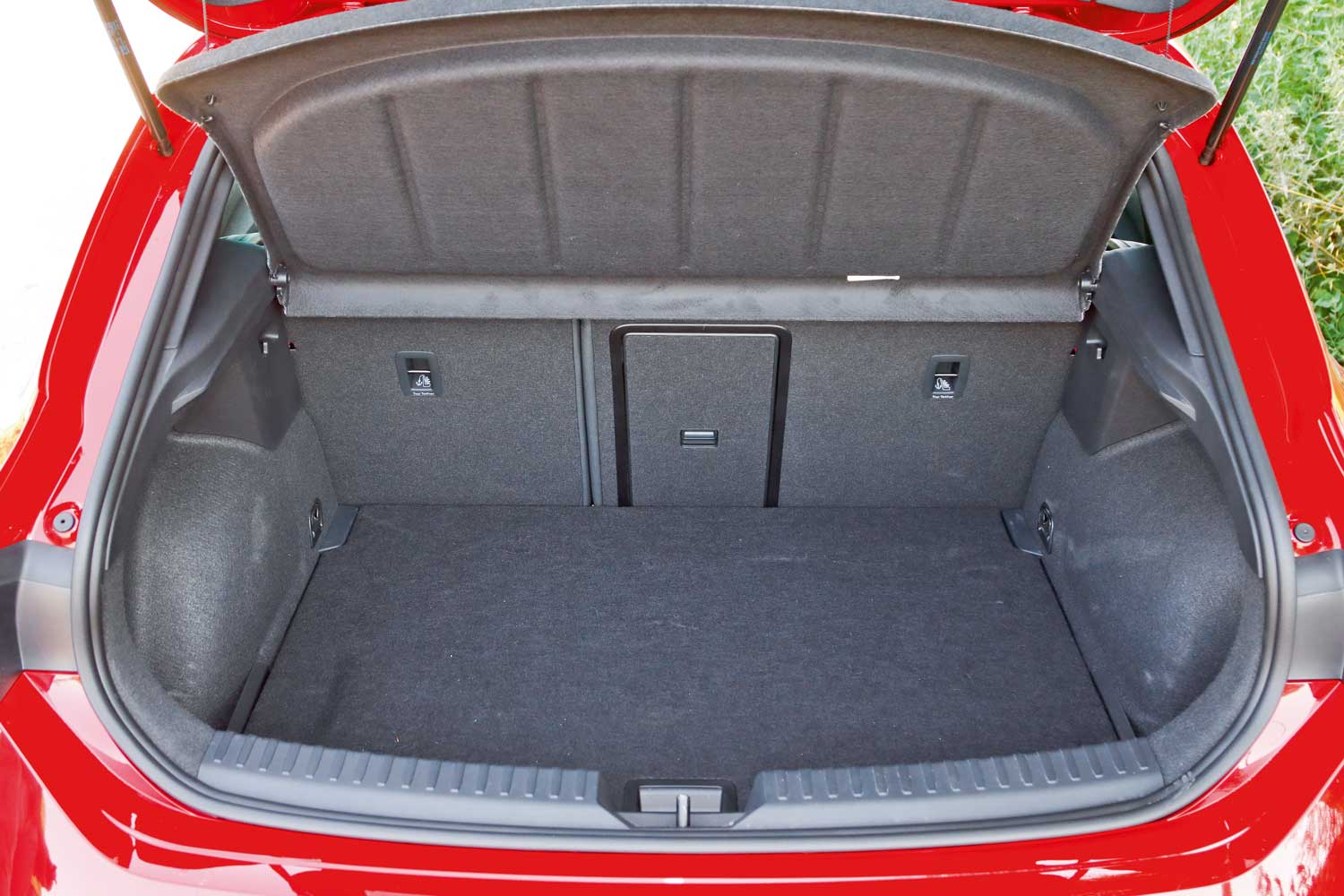 Seat Leon yükleme alanı