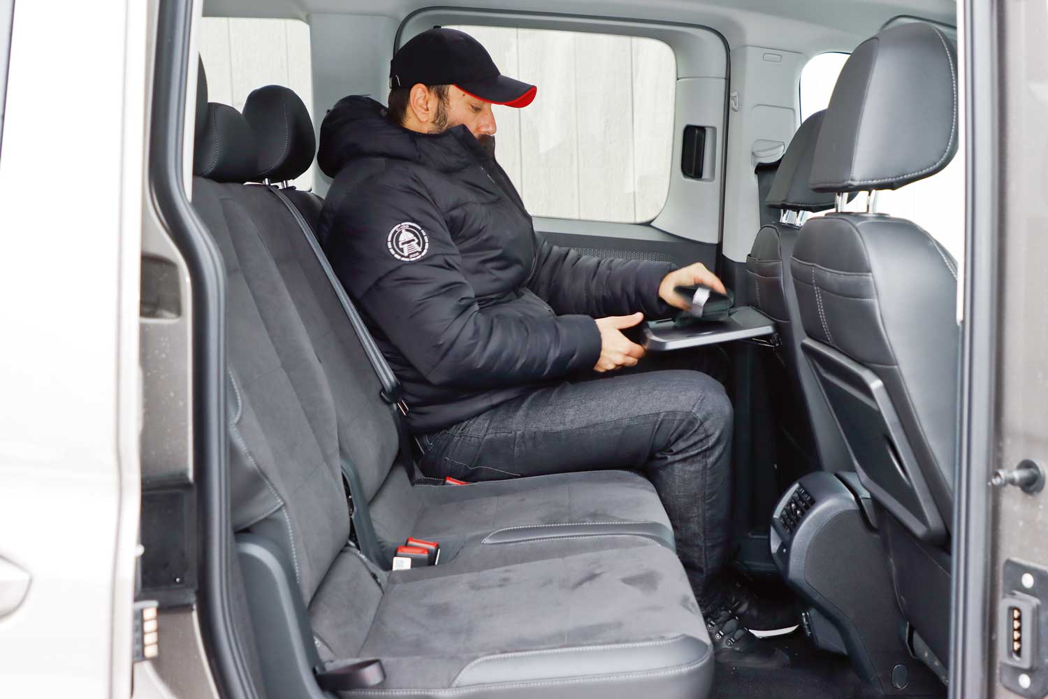 VW Caddy rahat arka koltuklar