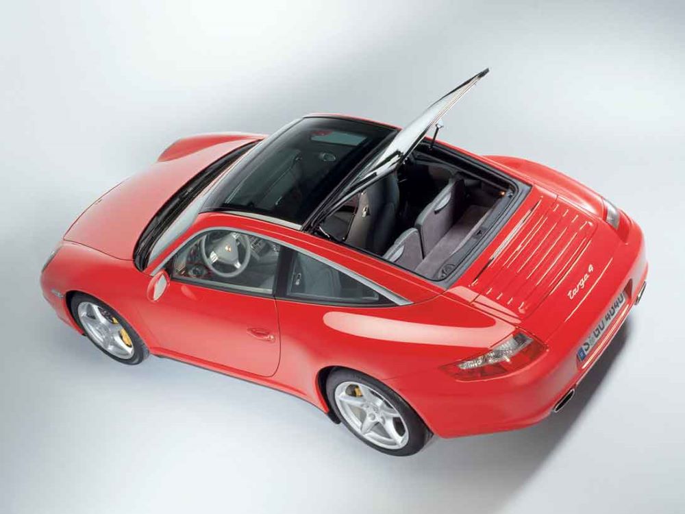 Porsche 911 Targa'da fonksiyonel cam tavan