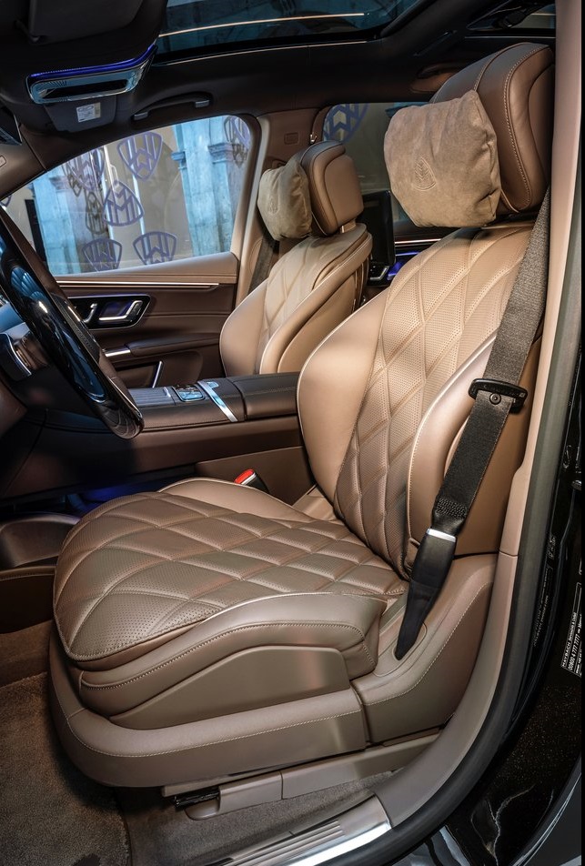 Mercedes-Maybach EQS 680 SUV