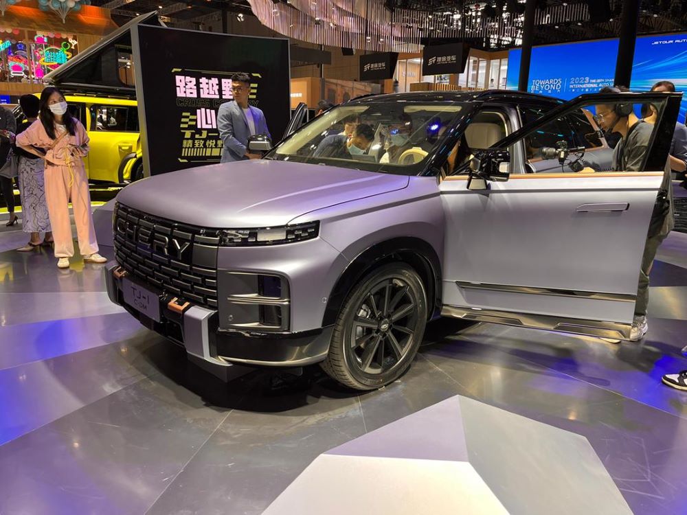 Chery markası lüks otomobiller üretecek olan Exeed’i tanıttı