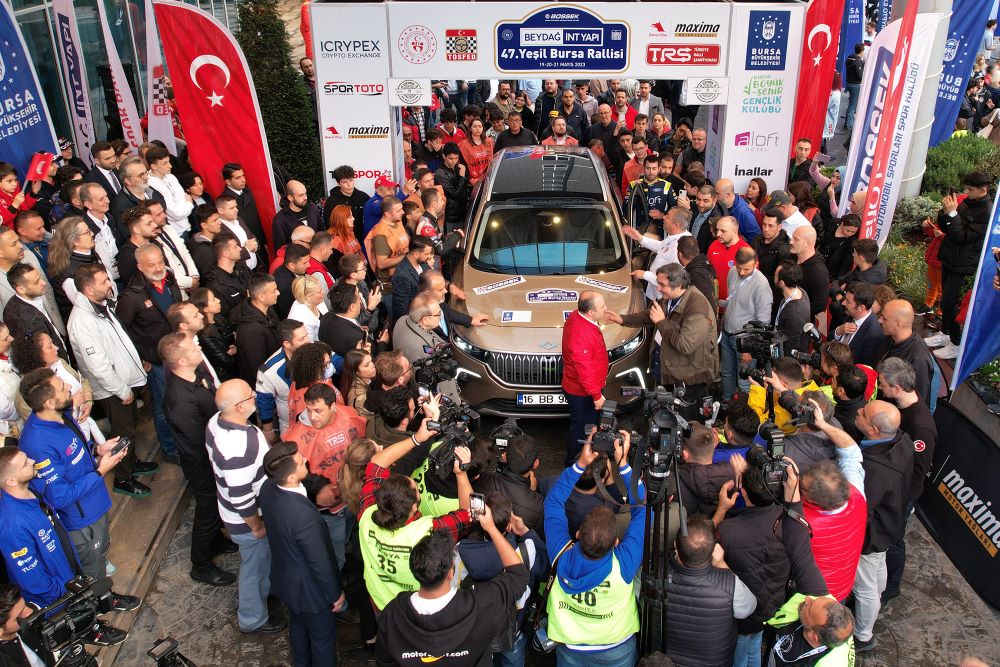 Togg yarış severlerle buluştu