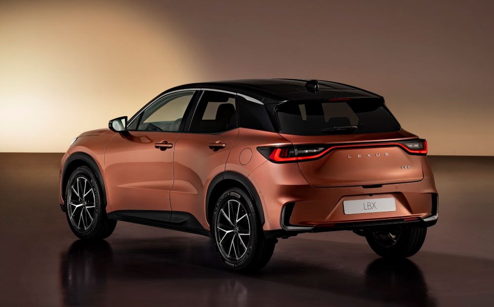 Lexus LBX