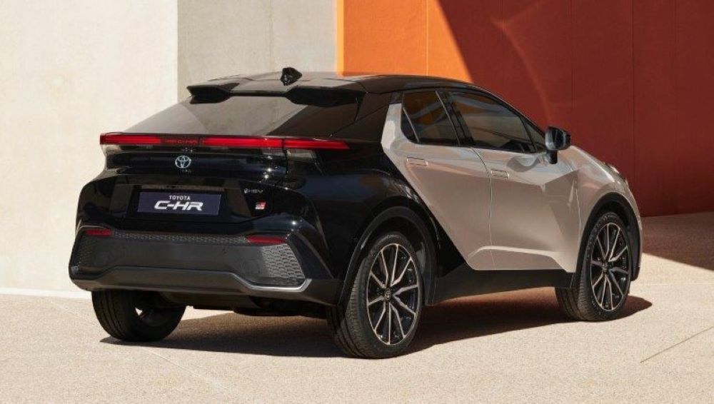 Yeni Toyota C-HR