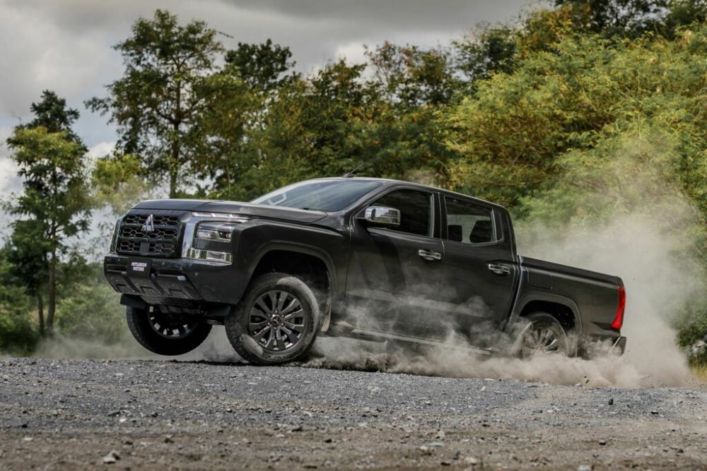 Yeni Mitsubishi L200