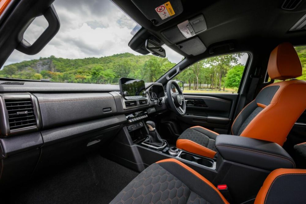 Yeni Mitsubishi L200