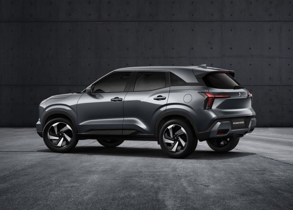 Mitsubishi Yeni SUV