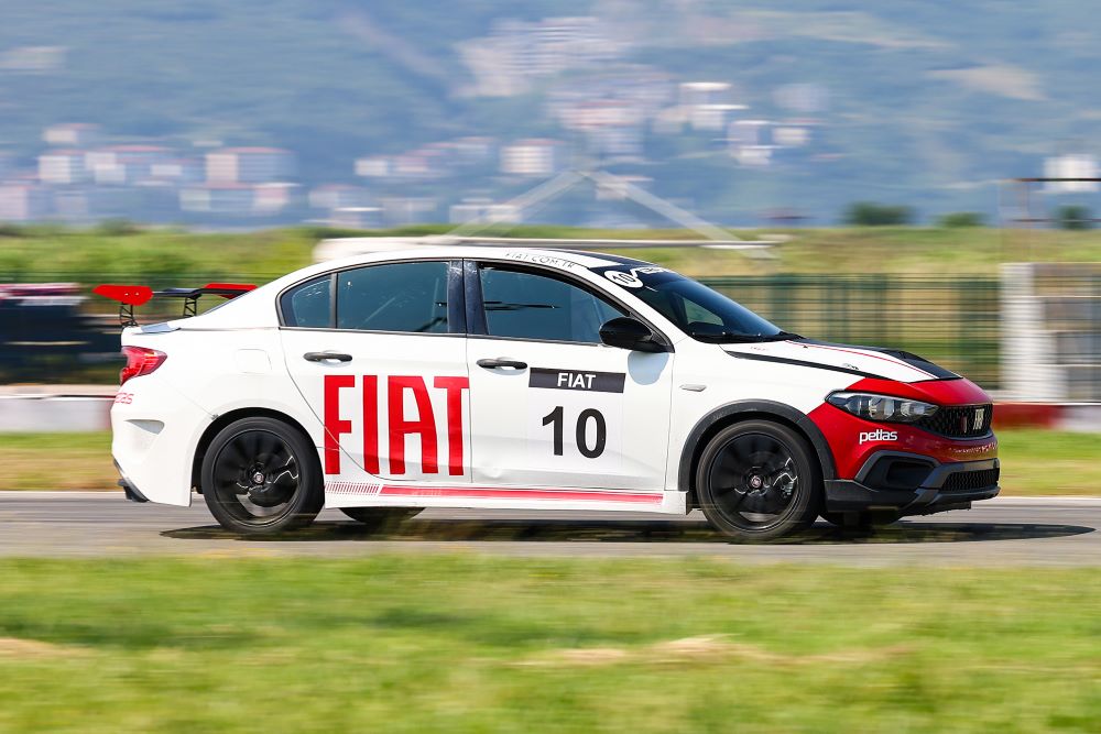 TOSFED Yıldızını Arıyor