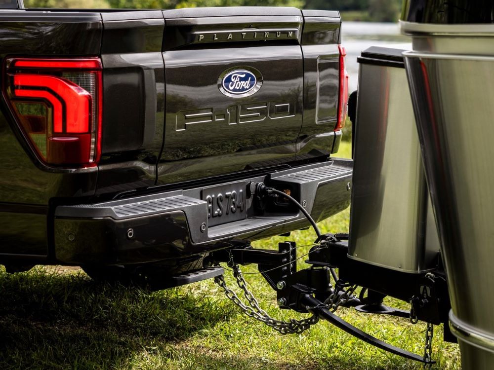 Ford F-150 Pro Access bagaj kapağı