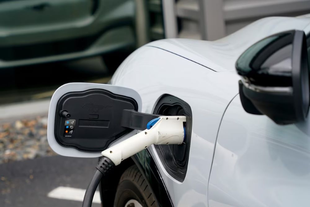 Elektrikli Otomobiller Yükselişini Sürdürdü
