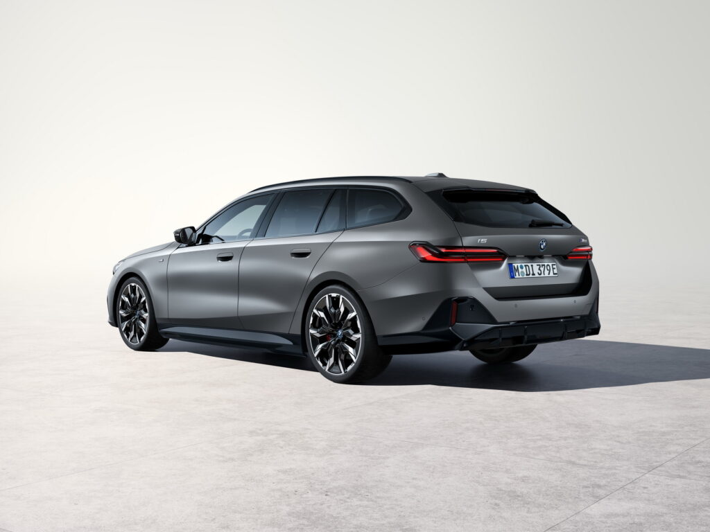 BMW i5 Touring