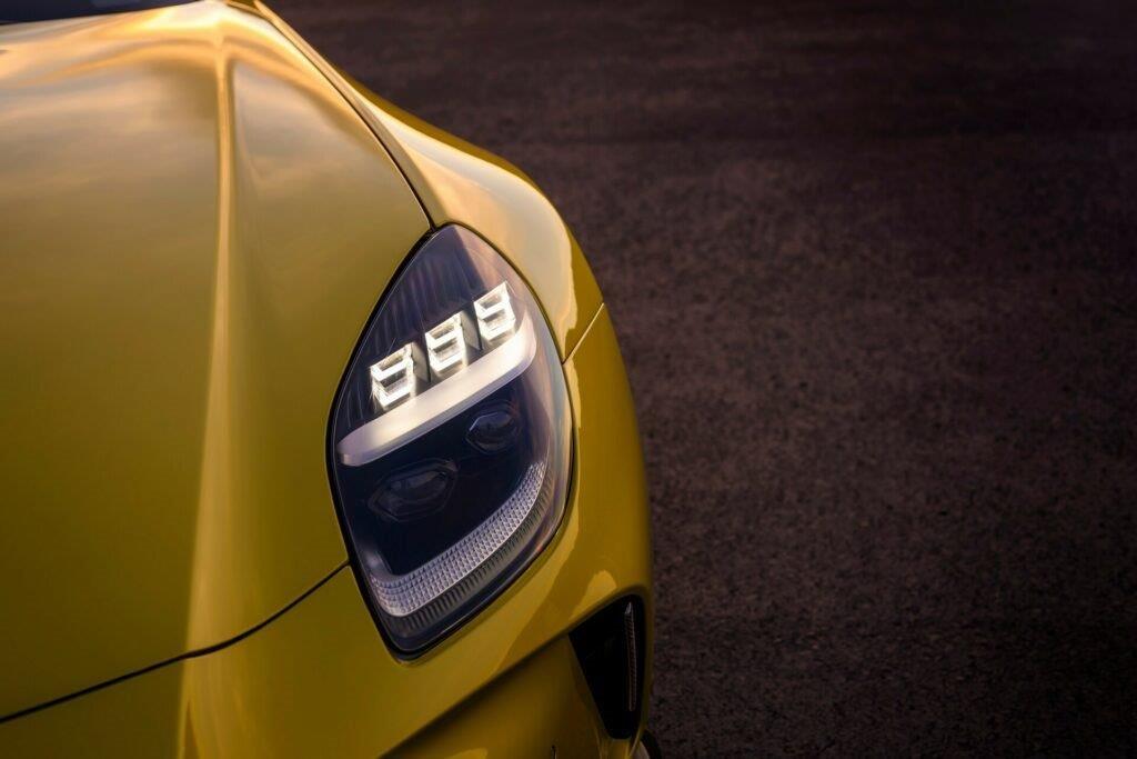 2024 Aston Martin Vantage