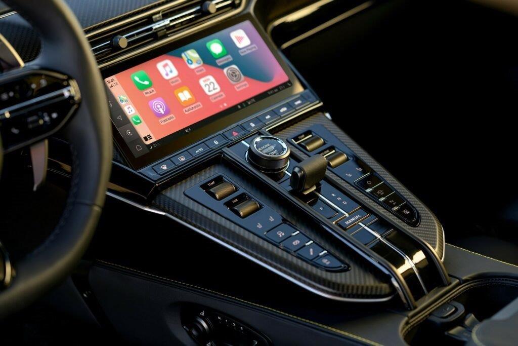 2024 Aston Martin Vantage