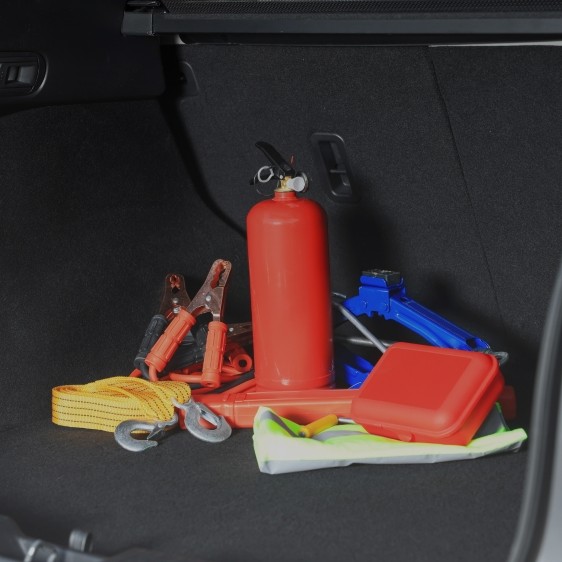 2026 Trafik Kanunu’na Göre Otomobillerde Bulundurulması Zorunlu Ekipmanlar