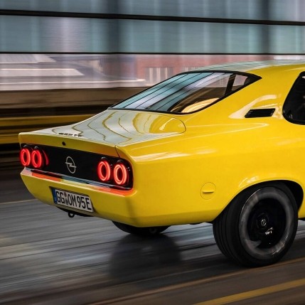 Restomod nedir? Klasik otomobiller nasıl yeniden yorumlanıyor?