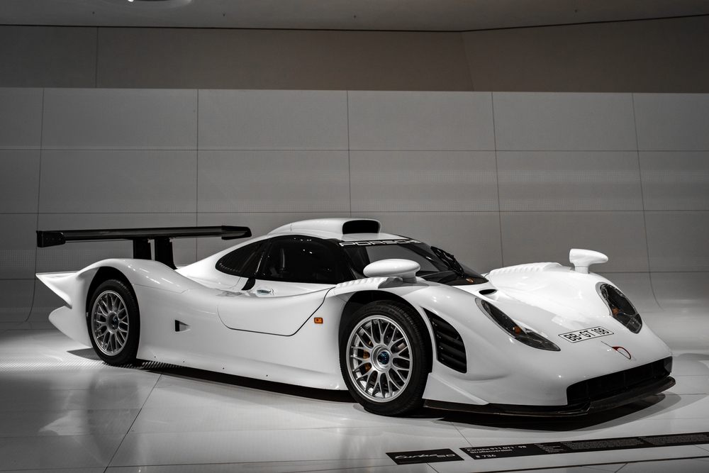 Porsche 911 GT1 Strassenversion