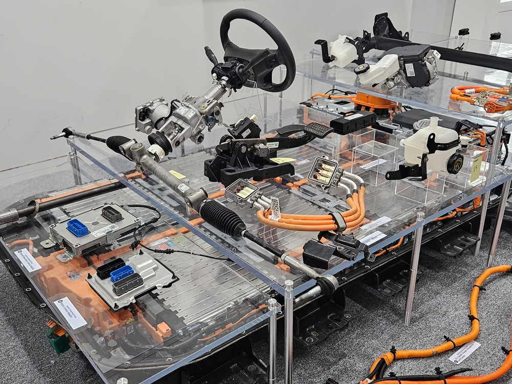 Elektrikli otomobil yalnızca büyük bataryadan oluşmuyor