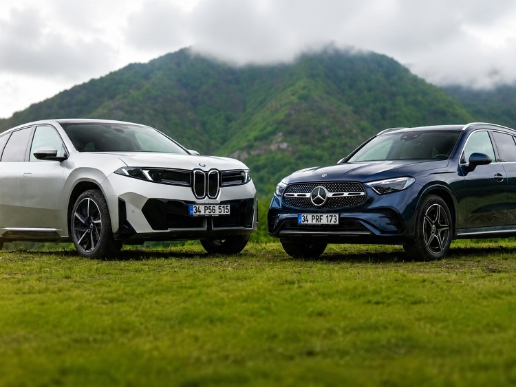 BMW iX3 ve Mercedes-Benz GLC EV Türkiye'de: Ezeli Rekabet Elektrikli SUV Segmentine Taşındı