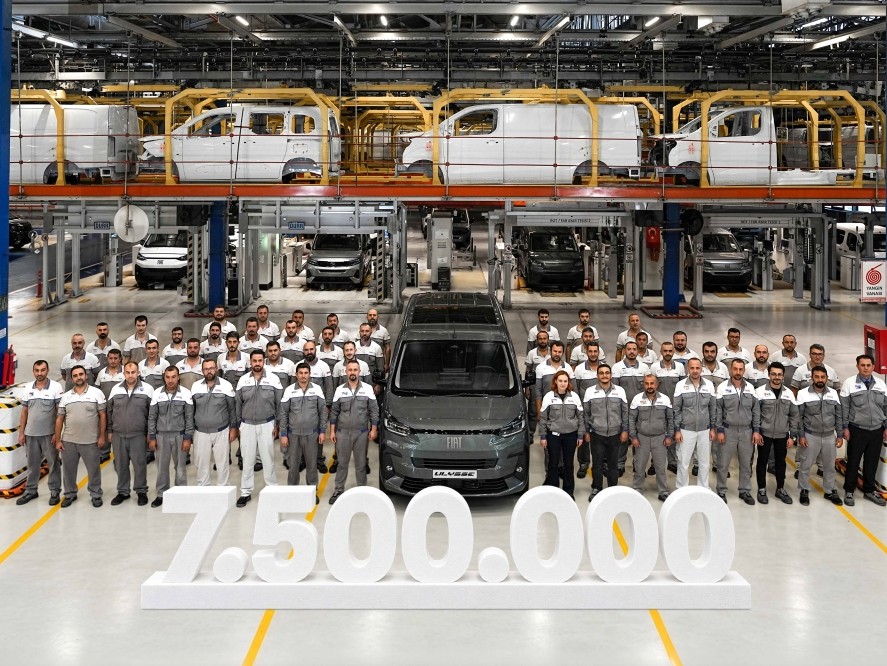 Tofaş, 7,5 milyonuncu aracını üretti!