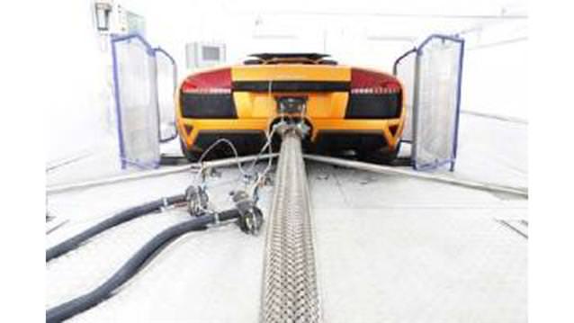 Lamborghini de modaya uydu