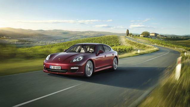 Porsche Panamera Türkçe öğrendi