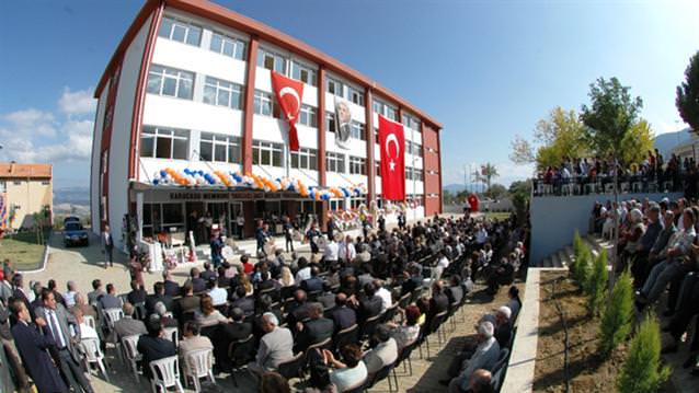 İnci Holding'ten gençlere destek