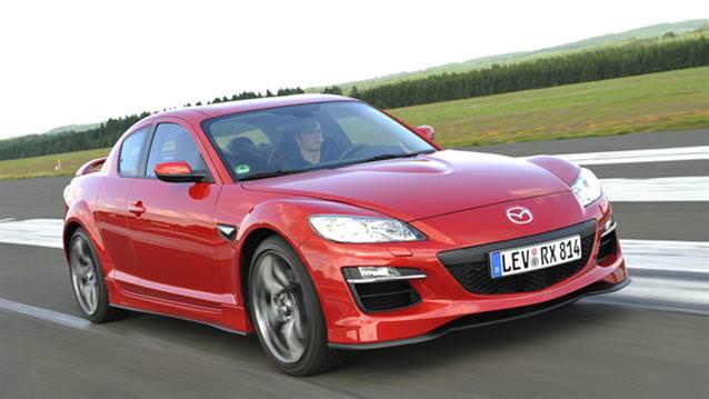 Makyajlı Mazda RX-8 geldi