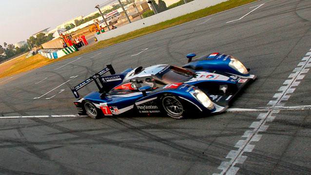 Le Mans Kupası'nın Sahibi Peugeot