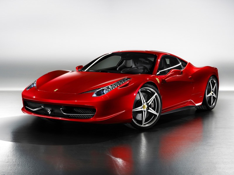Ferrari Halka Açılıyor