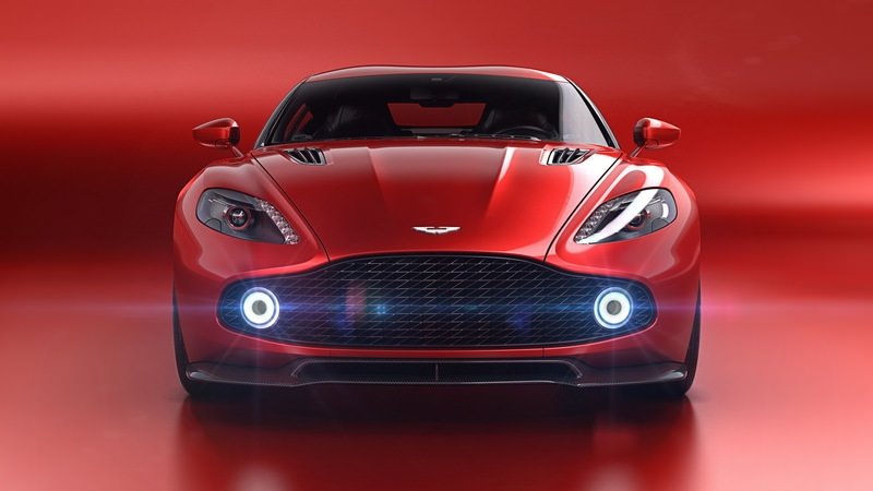Aston Martin'e İtalyan Dokunuşu