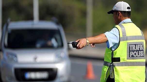 Standart dışı plakalara ceza yağdı