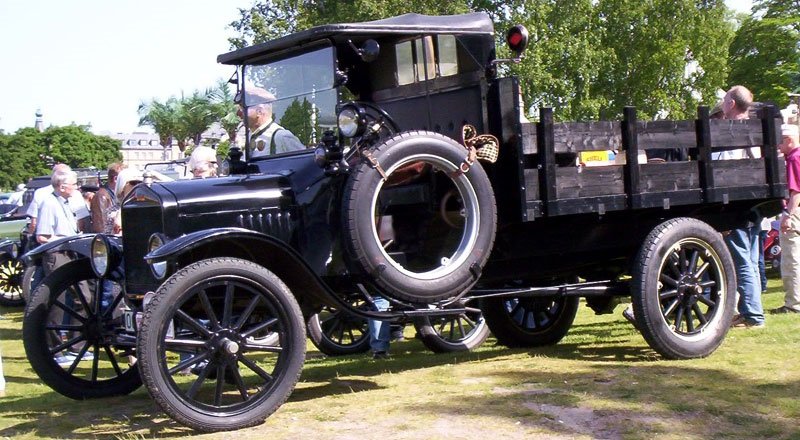 Ford, 100 yıllık başarı hikayesini kutluyor