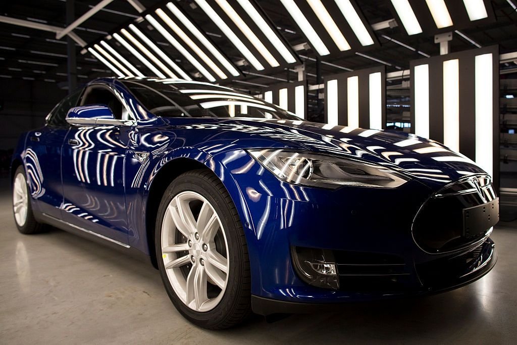 63 bin kişi Tesla Model 3 siparişini iptal etti