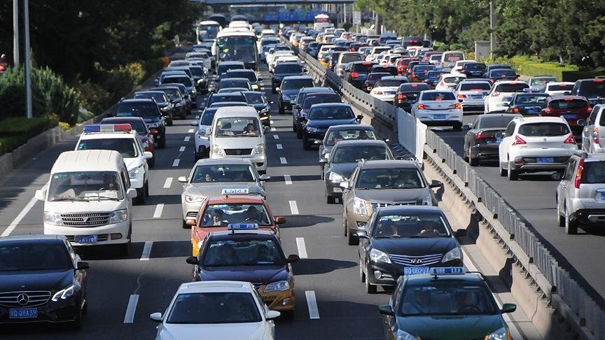 Çin’deki milyonlarca araç hem çevreye hem cebe zarar veriyor