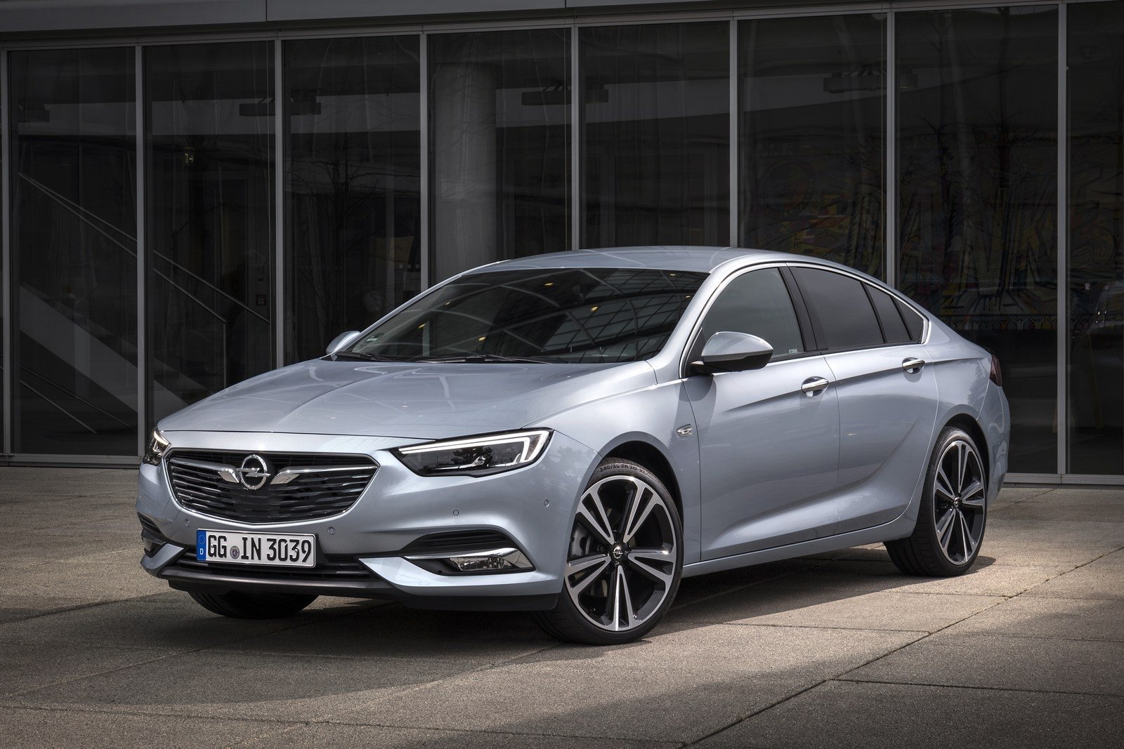 Insignia’ya yeni dizel motor