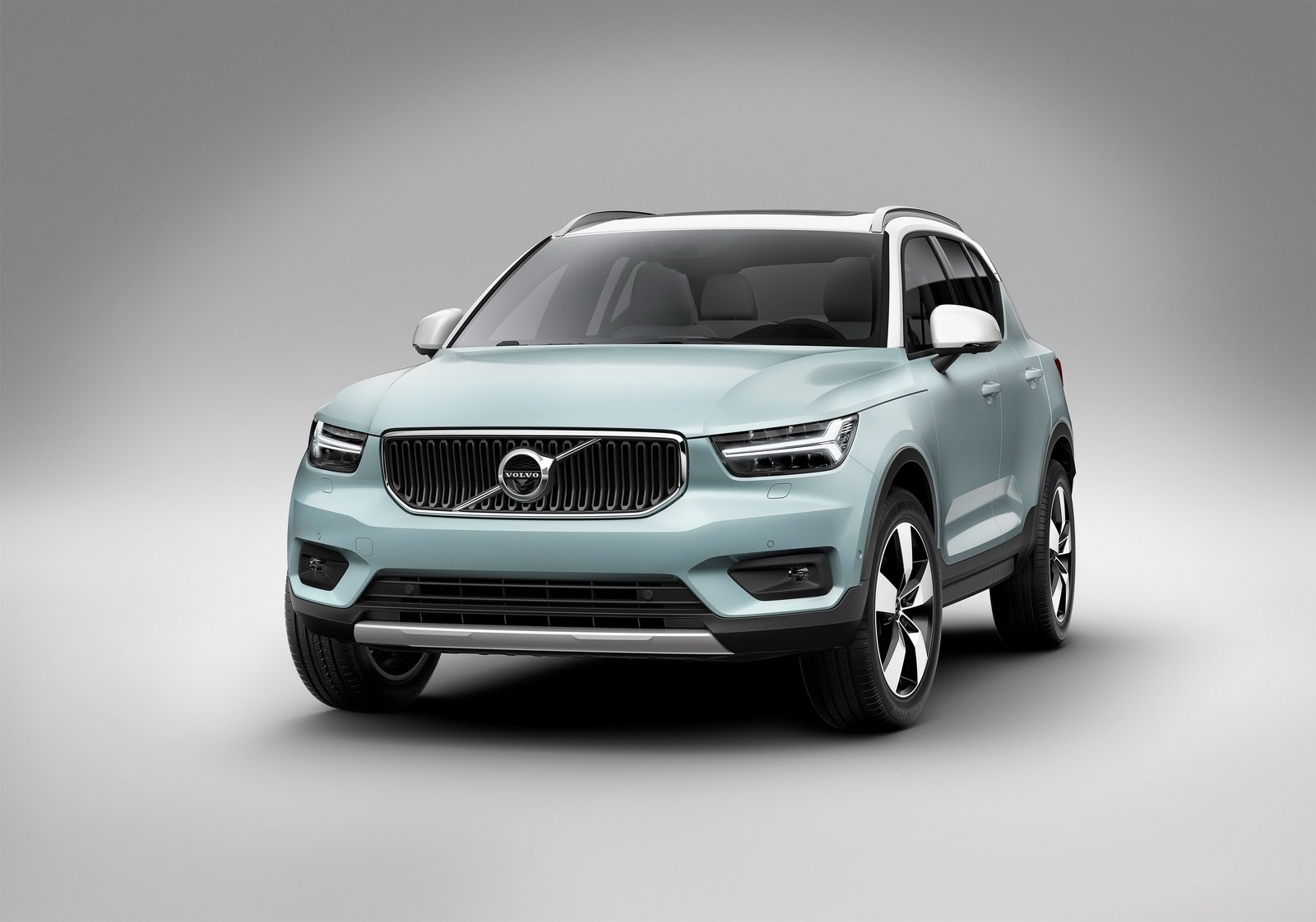 Volvo XC40 ortaya çıktı