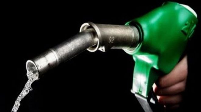 Benzinde yeni fiyatlar belli oldu!