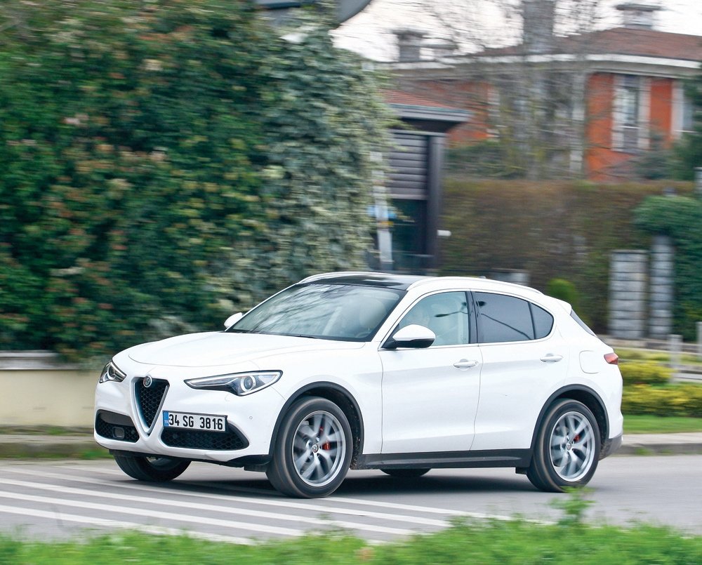 Test - Alfa Romeo Stelvio 2.0 Veloce AWD